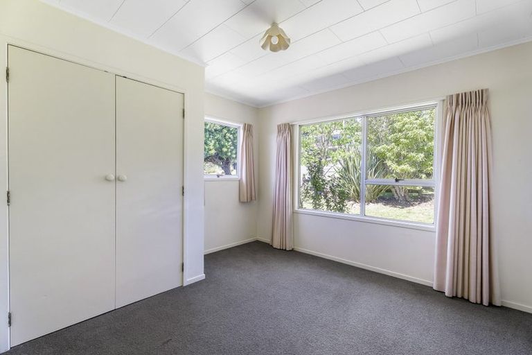 Photo of property in 35 Cedar Terrace, Stanmore Bay, Whangaparaoa, 0932