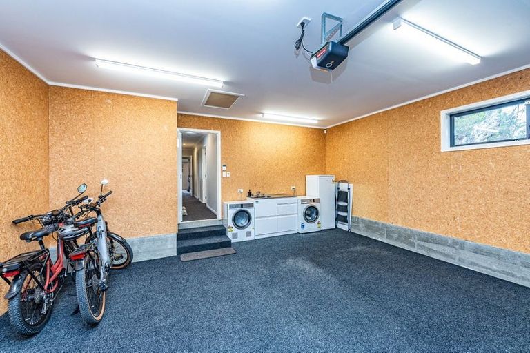 Photo of property in 18 Wanganui Road, Marton, 4710