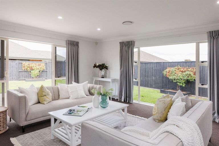 Photo of property in 3 Masefield Terrace, Kelvin Grove, Palmerston North, 4414