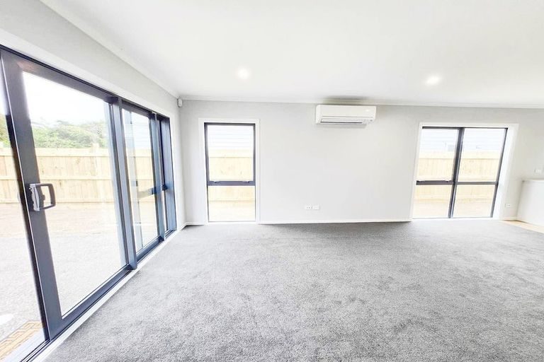 Photo of property in 13 Rotoiti Place, Paraparaumu, 5032