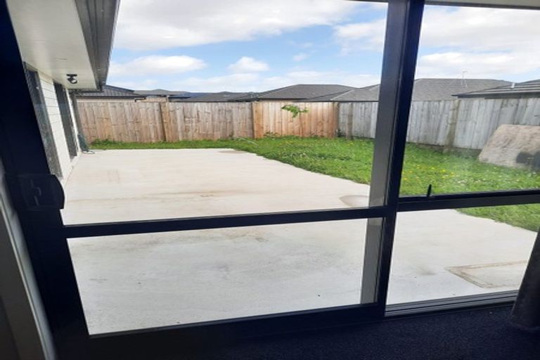 Photo of property in 284 Dixon Road, Fitzroy, Hamilton, 3206