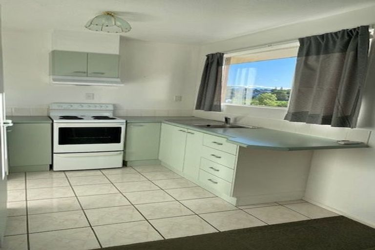 Photo of property in 24 Ellesmere Place, Oceanview, Timaru, 7910