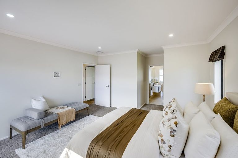 Photo of property in 6 Percy Berry Place, Havelock North, 4130