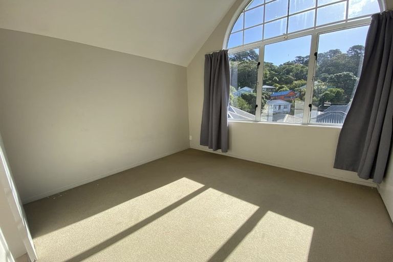 Photo of property in 146c Aro Street, Aro Valley, Wellington, 6021