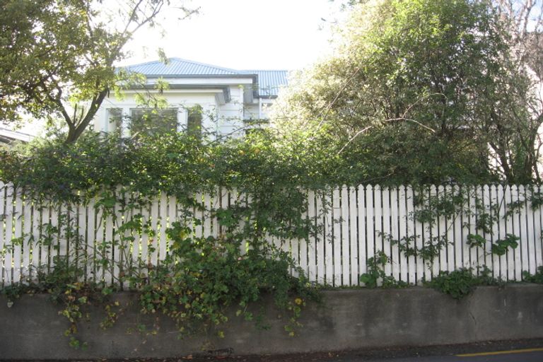 Photo of property in 18 Cameron Road, Bluff Hill, Napier, 4110
