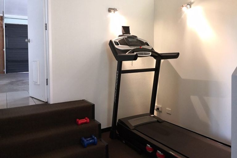 Photo of property in 67 Hooker Avenue, Chedworth, Hamilton, 3210