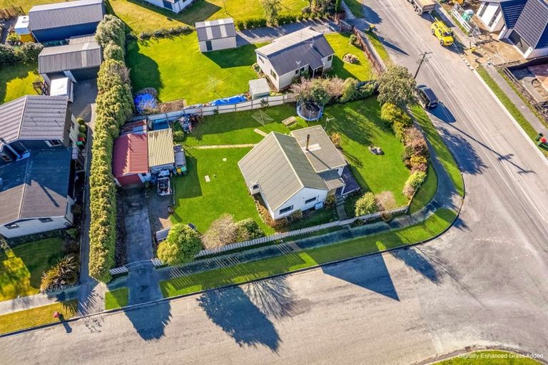 Photo of property in 35 Kimberley Road, Darfield, 7510