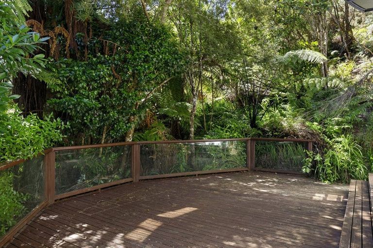 Photo of property in 128 Manuka Street, Stokes Valley, Lower Hutt, 5019