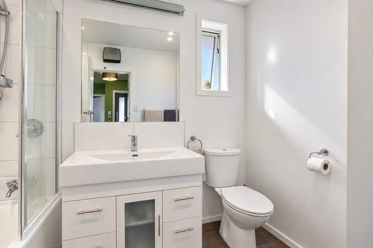 Photo of property in 73 Wingate Street, Redwood, Christchurch, 8051