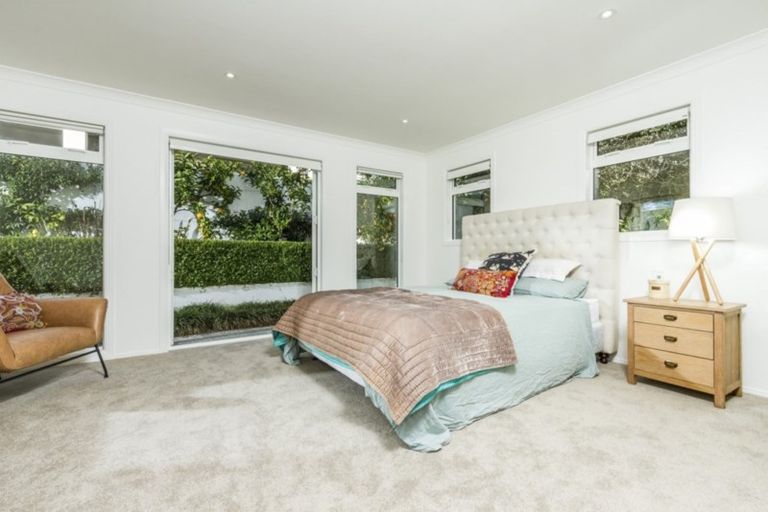 Photo of property in 15 The Strand, Takapuna, Auckland, 0622