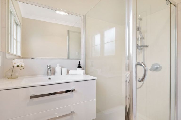 Photo of property in 13 Vardon Road, St Andrews, Hamilton, 3200