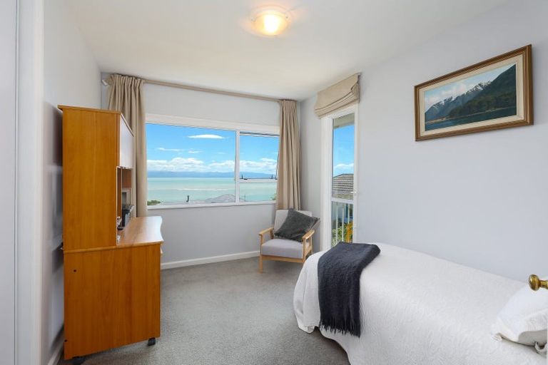 Photo of property in 17 Moncrieff Avenue, Britannia Heights, Nelson, 7010