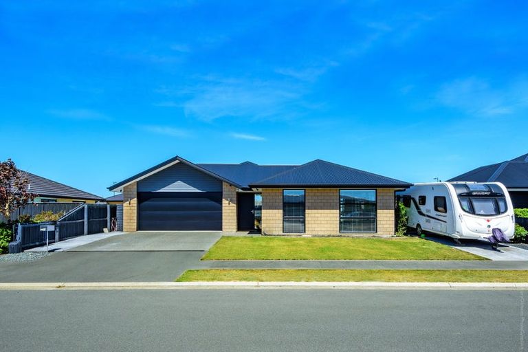 Photo of property in 11 Chert Street, Rolleston, 7614