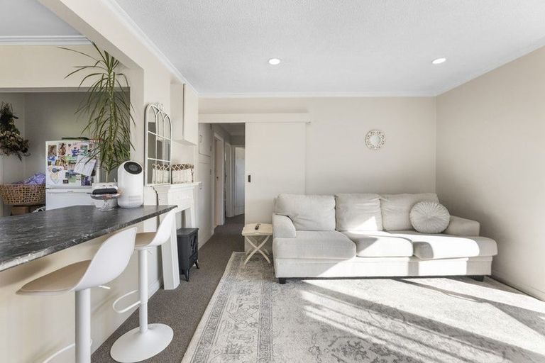 Photo of property in 489 Kaikorai Valley Road, Bradford, Dunedin, 9011