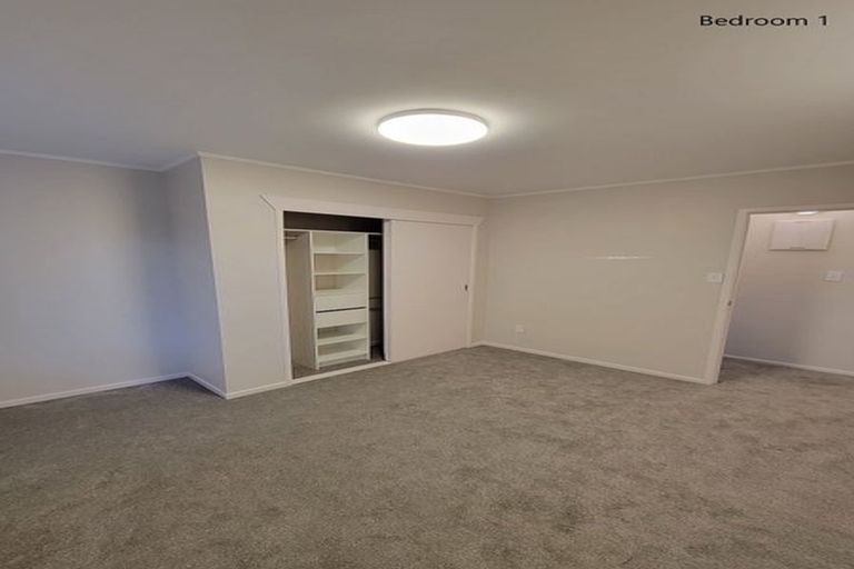 Photo of property in 10/66 Astley Avenue, New Lynn, Auckland, 0600