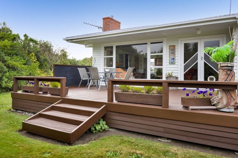 Photo of property in 8 Wera Street, Hawera, 4610