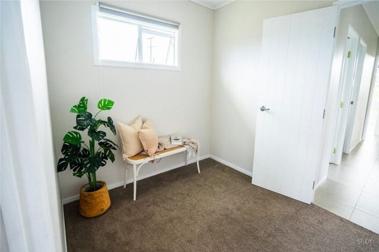 Photo of property in 37 Shoemaker Road, Waipu, 0510