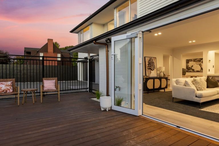 Photo of property in 12a Holmwood Road, Merivale, Christchurch, 8014