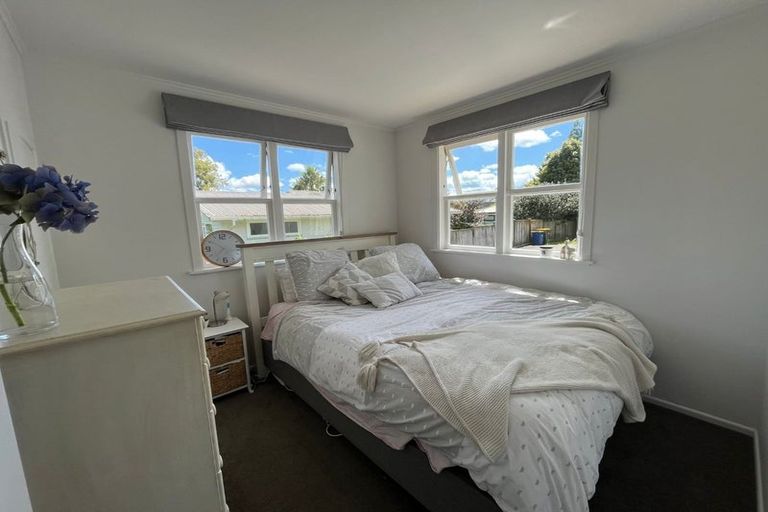 Photo of property in 46 Melba Street, Beach Haven, Auckland, 0626