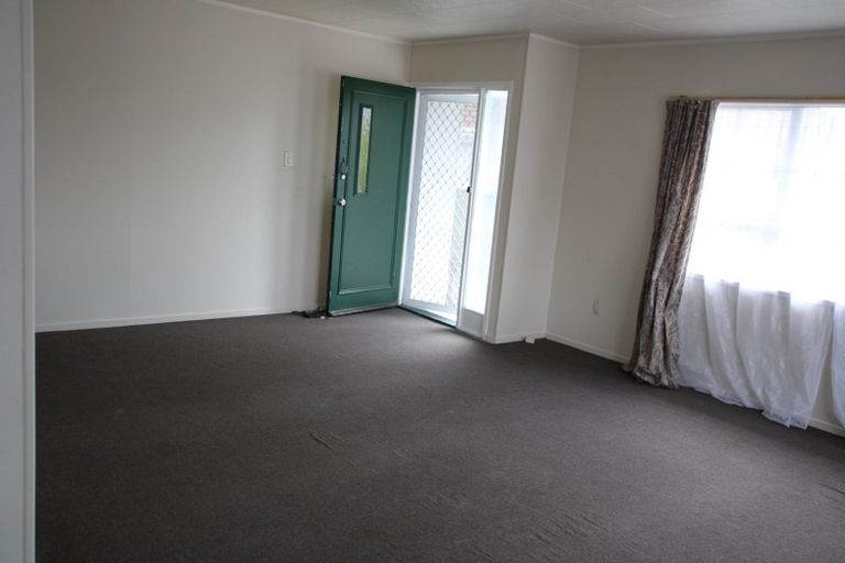 Photo of property in 61 Alabaster Drive, Papatoetoe, Auckland, 2025
