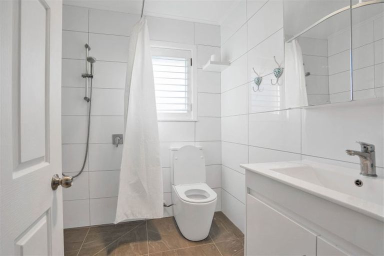 Photo of property in 1/67 Marne Road, Papakura, 2110