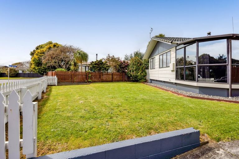 Photo of property in 6 Sunnyvale Street, Bell Block, New Plymouth, 4312
