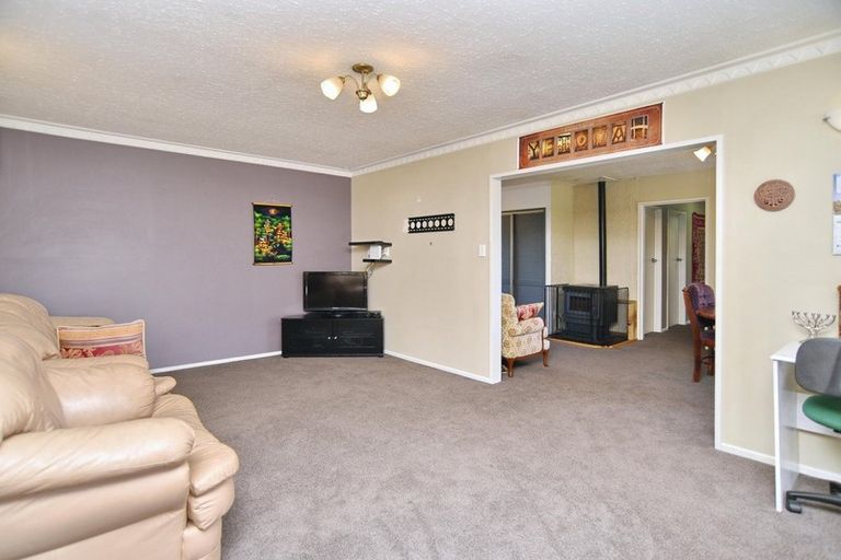 Photo of property in 12 Mayo Place, Belfast, Christchurch, 8051