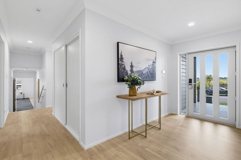 Photo of property in 24 Hitchen Road, Pokeno, 2402
