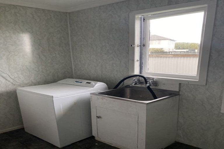 Photo of property in 2 Exmouth Street, Waverley, Invercargill, 9810