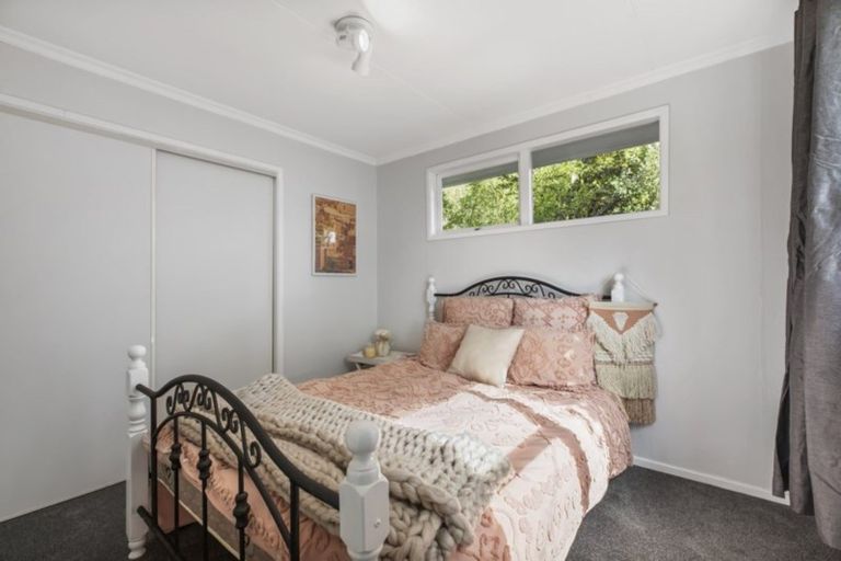 Photo of property in 26 Cedar Terrace, Stanmore Bay, Whangaparaoa, 0932