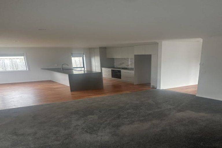 Photo of property in 9b Faulke Avenue, Wainuiomata, Lower Hutt, 5014