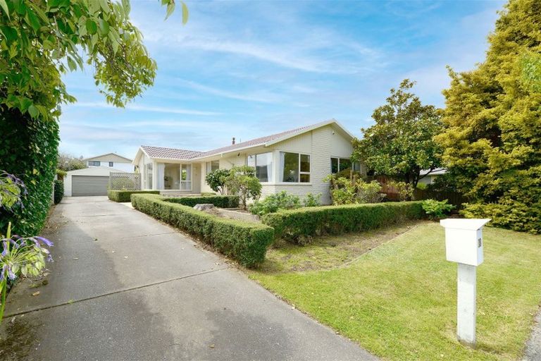 Photo of property in 18 Glenside Avenue, Ilam, Christchurch, 8041