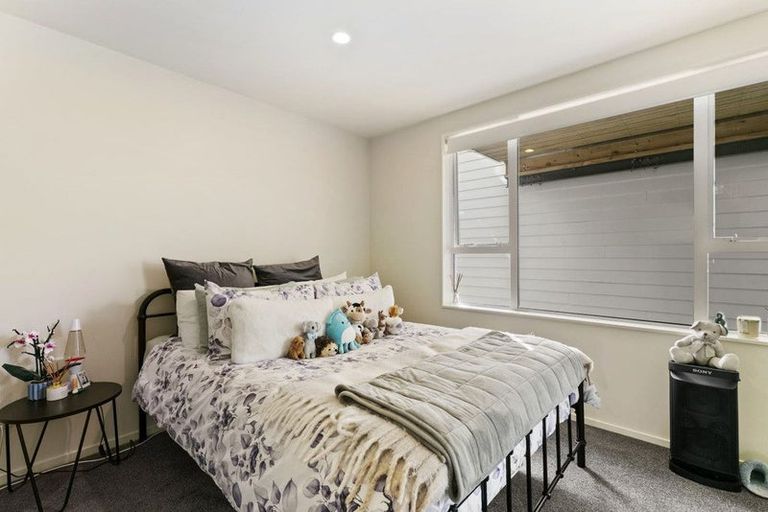 Photo of property in Pirie Street Townhouses, 18/35 Pirie Street, Mount Victoria, Wellington, 6011