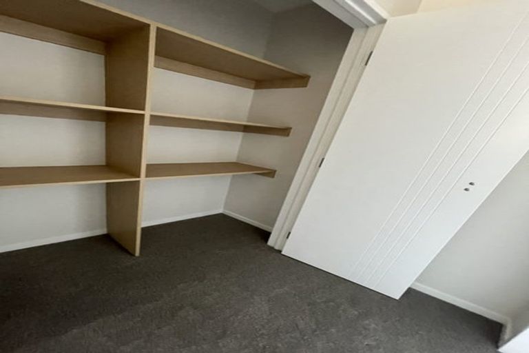 Photo of property in 30a Lowtherhurst Road, Massey, Auckland, 0614