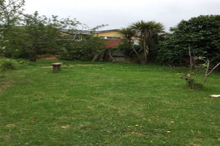 Photo of property in 10 Boler Place, New Lynn, Auckland, 0600