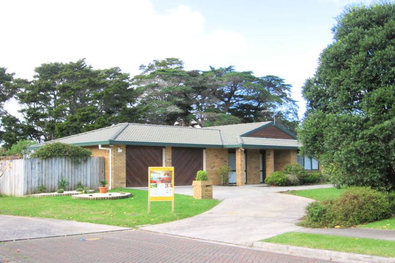 Photo of property in 5 Obelin Close, Albany, Auckland, 0632