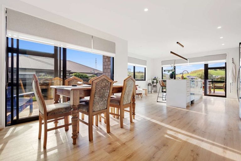 Photo of property in 30 Hayward Place, Ohauiti, Tauranga, 3112