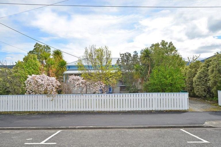 Photo of property in 3 Hickson Street, Featherston, 5710