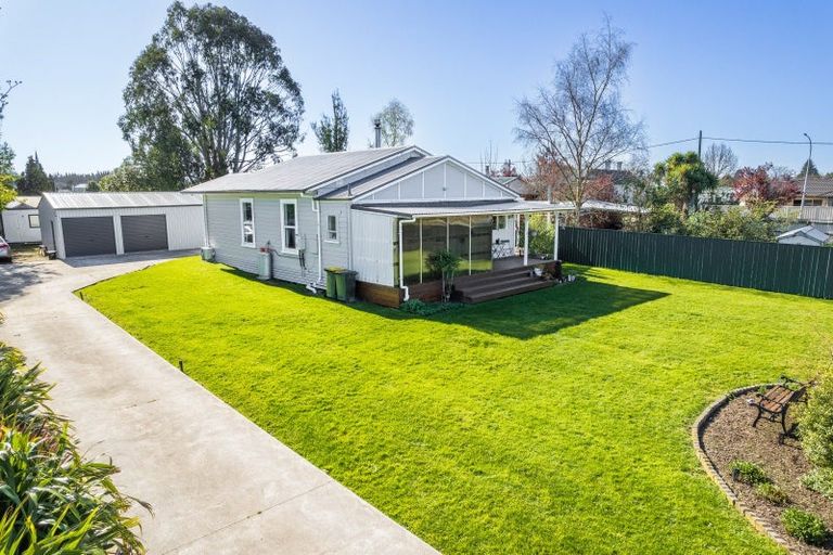 Photo of property in 4 Chaucer Street, Milton, 9220