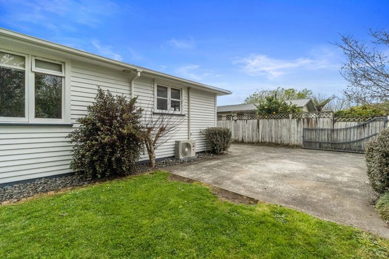 Photo of property in 307 Shakespeare Street, Leamington, Cambridge, 3432