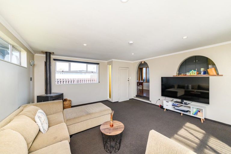 Photo of property in 25 Seaforth Avenue, Milson, Palmerston North, 4414