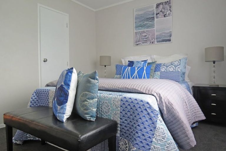 Photo of property in 75a Willis Road, Papakura, 2110