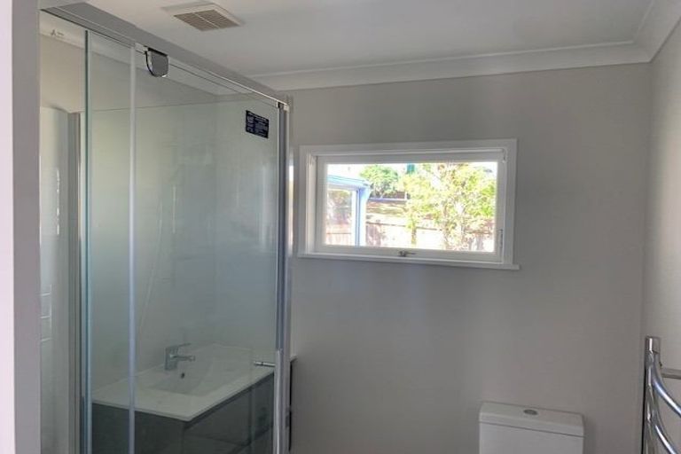 Photo of property in 2/22 Gladys Avenue, Glenfield, Auckland, 0629