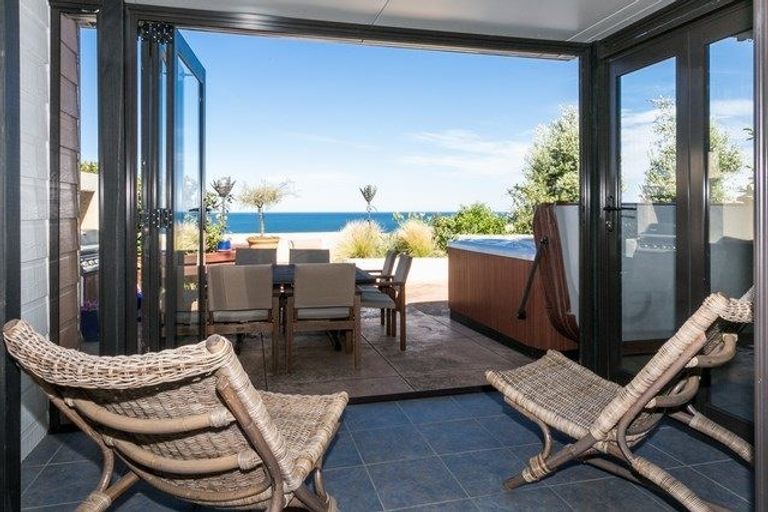 Photo of property in 24b Clyde Road, Bluff Hill, Napier, 4110