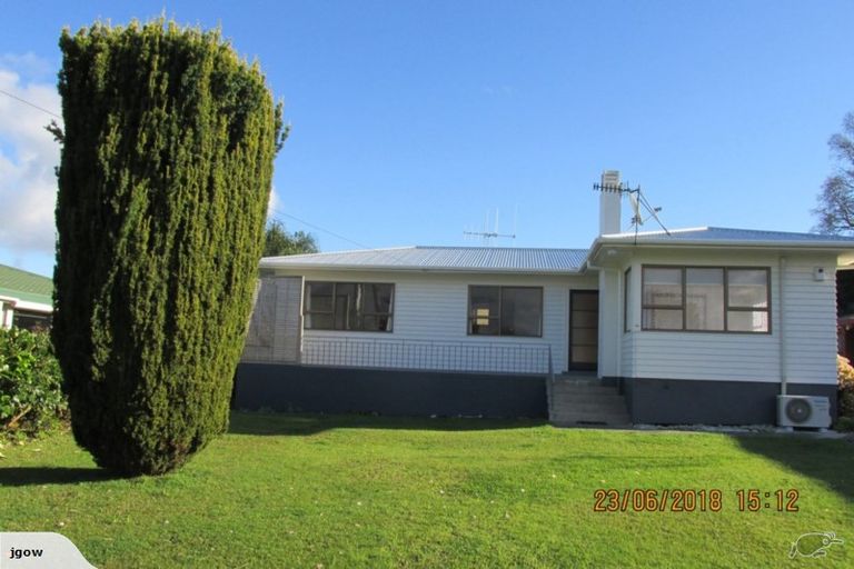 Photo of property in 8a Ford Avenue, Te Kamo, Whangarei, 0112