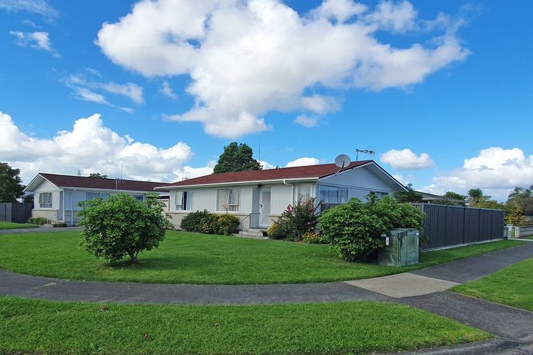 Photo of property in 2 Heaphy Street, Taradale, Napier, 4112