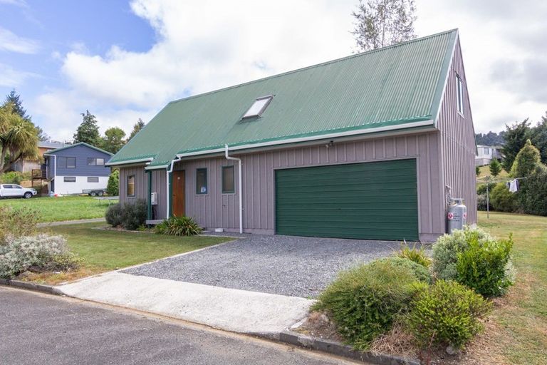 Photo of property in 10 Willow Lane, Ohakune, 4625