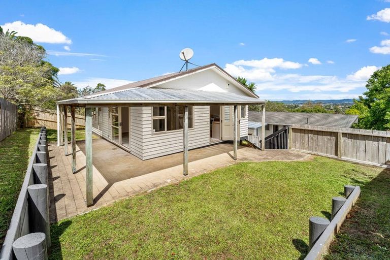 Photo of property in 1/38 Donovan Avenue, Massey, Auckland, 0614