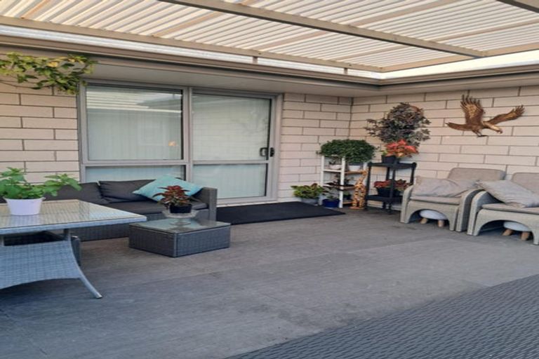 Photo of property in 5 Lance Way, Papamoa, 3118