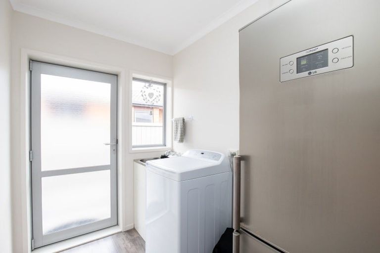 Photo of property in 10 Harris Place, Ngatea, 3503